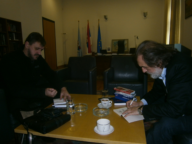 Razmena knjiga...Vuk Drašković i V Mišnić, mart  2016
